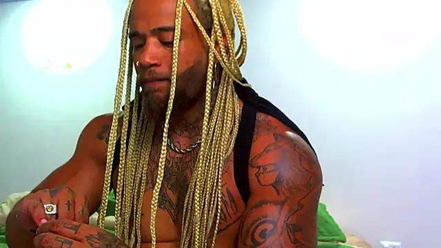 ragnar0825 Live XXX Chat
