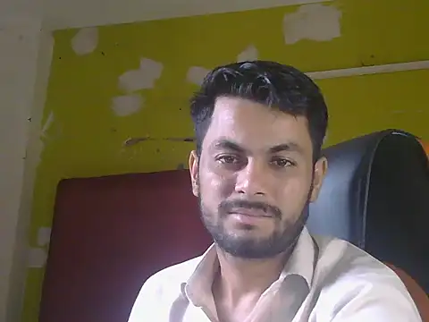 Stubborndesiboy Adlı Modelin Canlı XXX Sohbeti