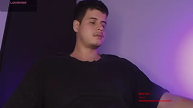 צ'אט XXX בשידור חי של BjornSteel