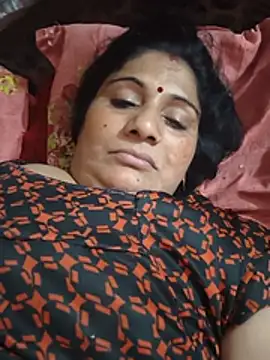 Rakhi99x লাইভ XXX চ্যাট