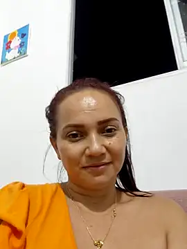 Amanda39's Live XXX Chat