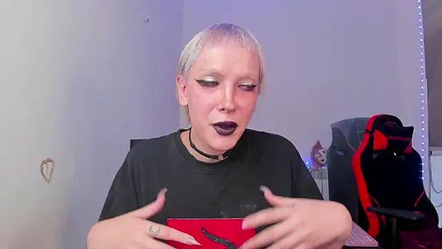 Lyricca Live XXX-chat