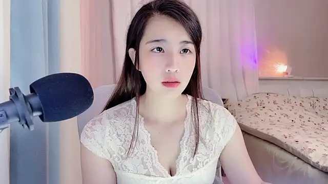 amy-6668 Adlı Modelin Canlı XXX Sohbeti