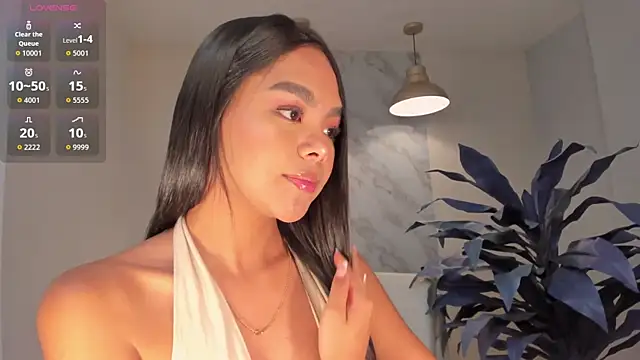 SaphiraJames' Live XXX Chat