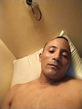 Elcauss XXX чат на живо