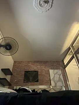 AlphaMasterXxx 라이브 XXX 채팅