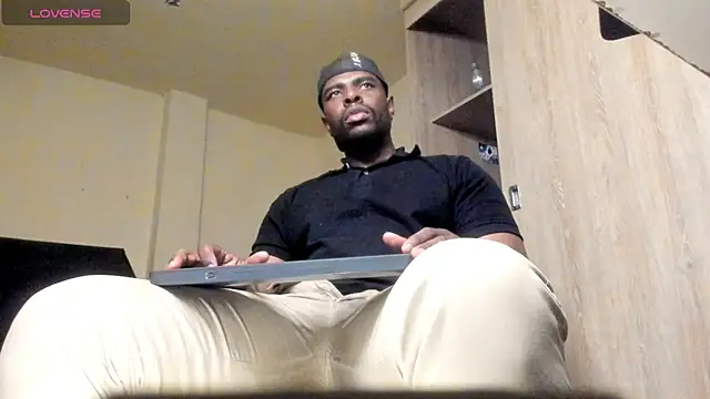 Chat XXX ao vivo de thomas_santtos1
