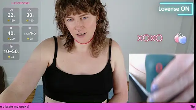 צ'אט XXX בשידור חי של tsellieryder
