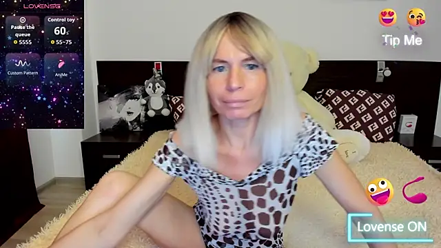 Chat XXX en directo de Hanna_Becrett17