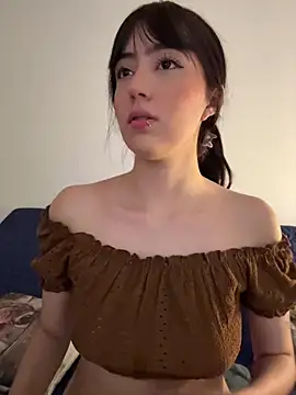 دردشة Hinata_3 الجنسية المباشرة