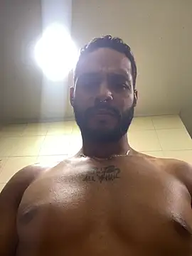 bigblack0111n Live XXX chat