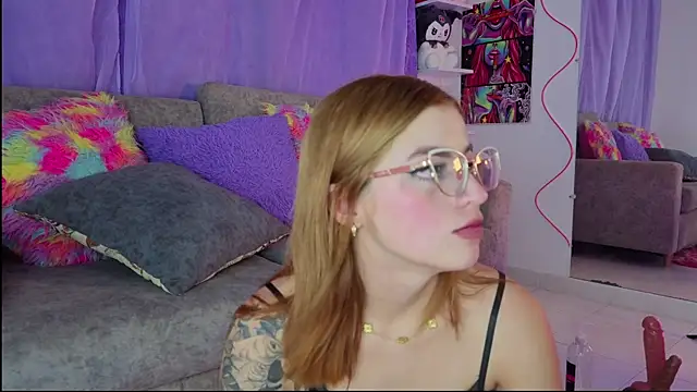 MelaniJhonson Adlı Modelin Canlı XXX Sohbeti