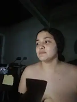 XXX chat uživo modela Liancy