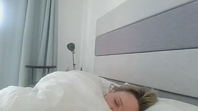 DuncanDoesAngie Live XXX-Chat