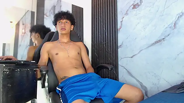 แชท XXX สดของ BlakeSttone