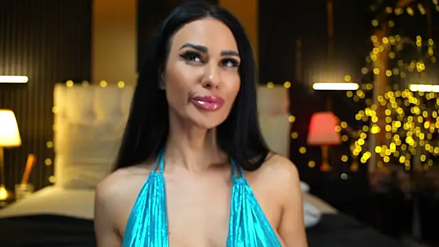 KatiaDivine Chat XXX live