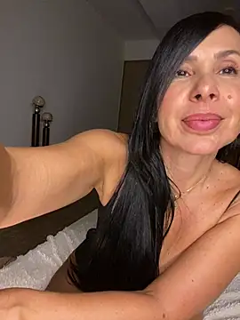 caritoo21 Live XXX Chat