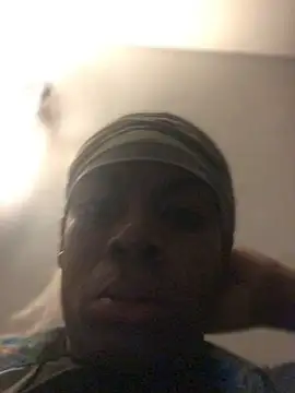 GaseousOunce61 Show in webcam