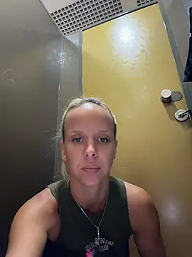 LikaCat live XXX chat