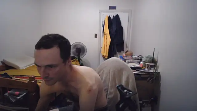 Chat XXX en directo de JohnnyMoves