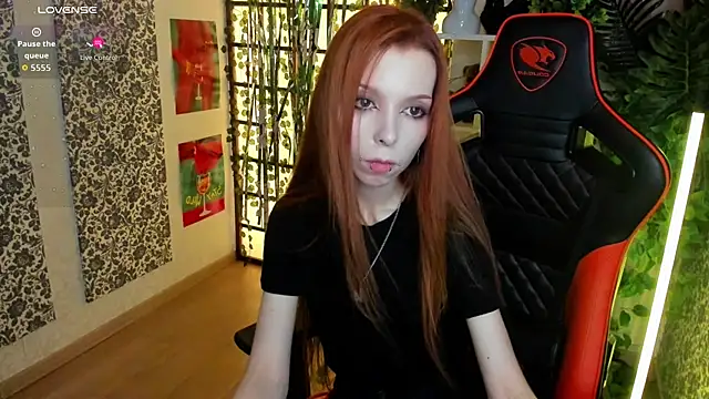 Star_Tarra Chat XXX in diretta