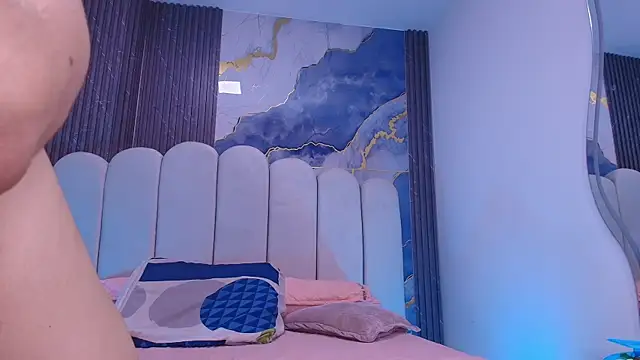צ'אט XXX בשידור חי של abbyrouss_