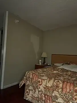 JockNThirsty Show in webcam