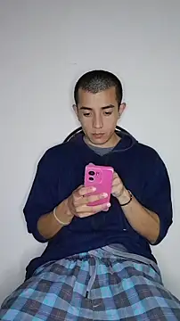 Chatroom XXX en direct de Thick_Cock