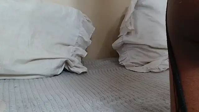 KinkyJXxX 现场XXX聊天