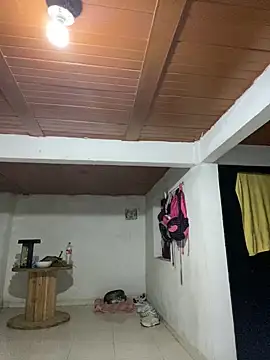 Chat +18 de PrincessHot_ ao vivo