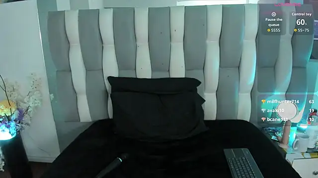 Vicky_Angeel élő XXX-chatje