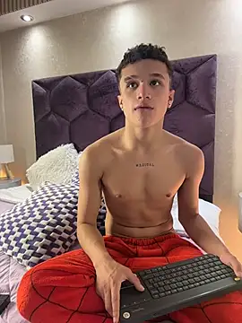 Dominik_Souza Live XXX-Chat