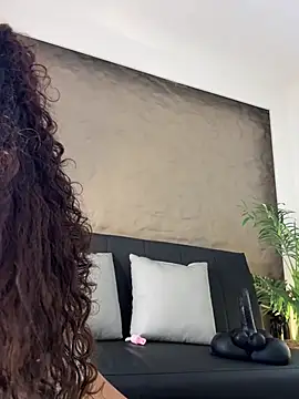 Chat +18 de Isa__Blanc ao vivo