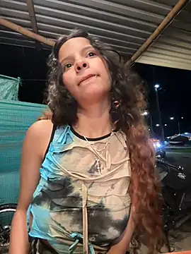 soffii-estrella Chat XXX in diretta