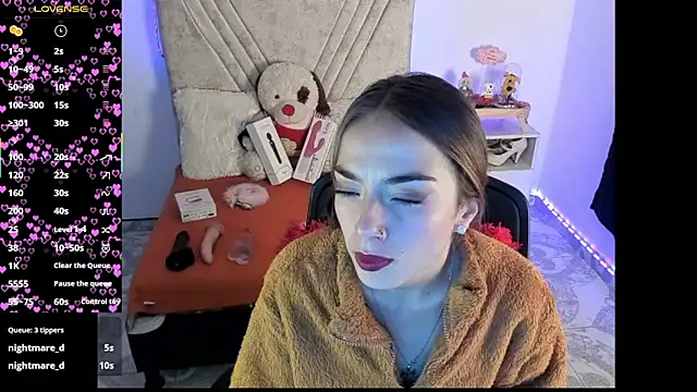 Chat +18 de Mia_Victoria22 ao vivo