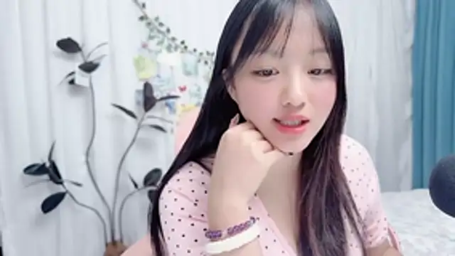 Winnie666999 Live XXX Chat
