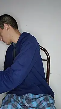 Thick_Cock 现场XXX聊天