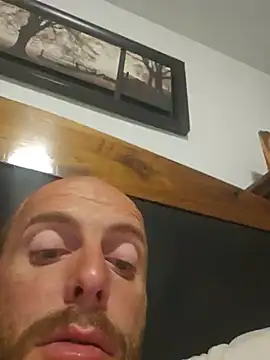 piercedhunk56's Live XXX Chat