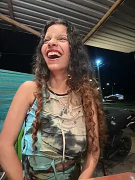 دردشة soffii-estrella الجنسية المباشرة