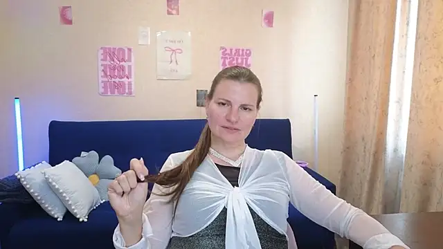 Mirabelle_Velvet's Live XXX Chat