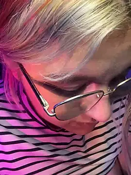 Sophia_Weest99のライブXXXチャット
