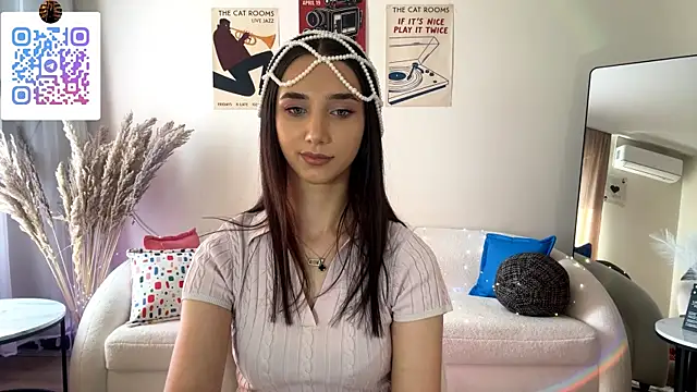 LinaMour live XXX chat