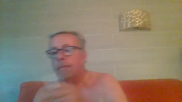 tuggy59 élő XXX-chatje