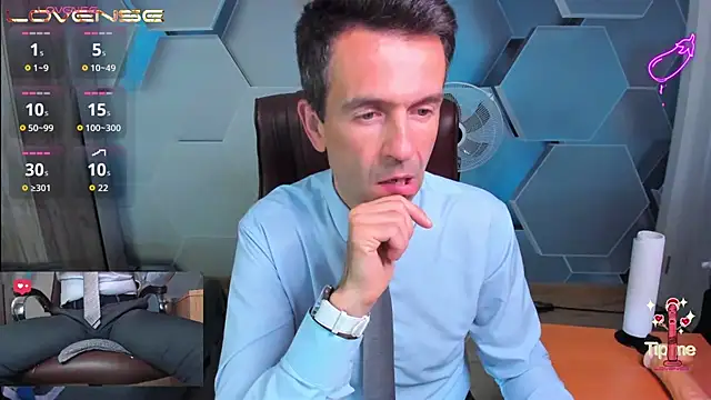 SteveTiger Live XXX Chat