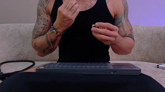 Chat +18 de Petesevans ao vivo