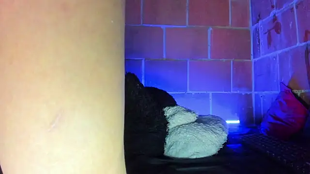 Cata-angel's Live XXX Chat