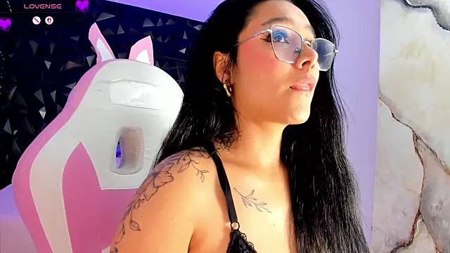 AnaiaClarck's Live XXX Chat