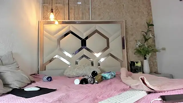 Saray_42's Live XXX Chat
