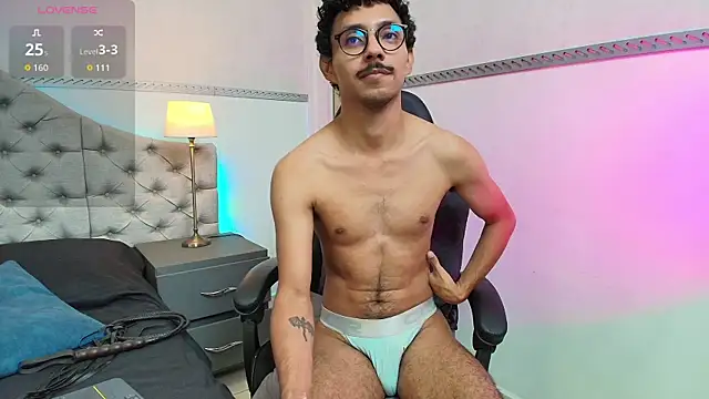 Twunk_miguel's Live XXX Chat