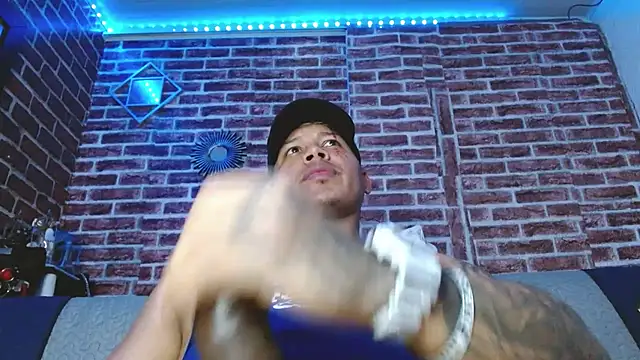 jordan_bigcock_ Chat XXX in diretta